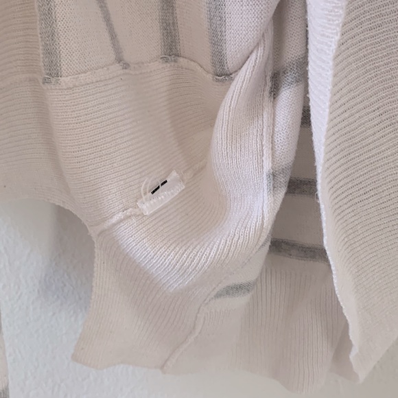 Jersey by Jacob Stripe Sweater - Picture 8 of 10